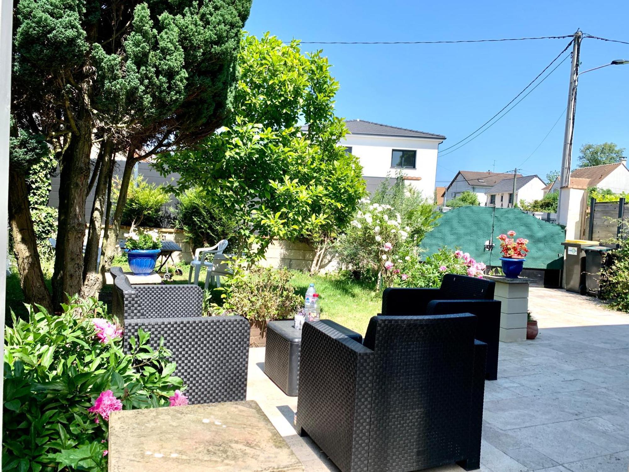 Maisontevy 2 Jolies Chambres 6 Pers Ou 1 Beau Studio 2 Pers Holiday home *